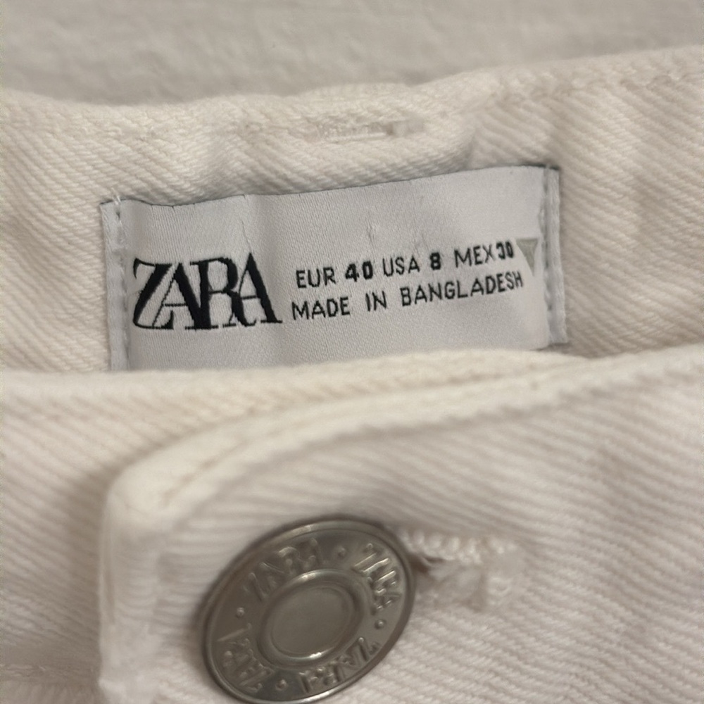 ZARA White Denim Jeans Ultra High Waisted,Distressed With Holes Size 8 EUC - Picture 5 of 5